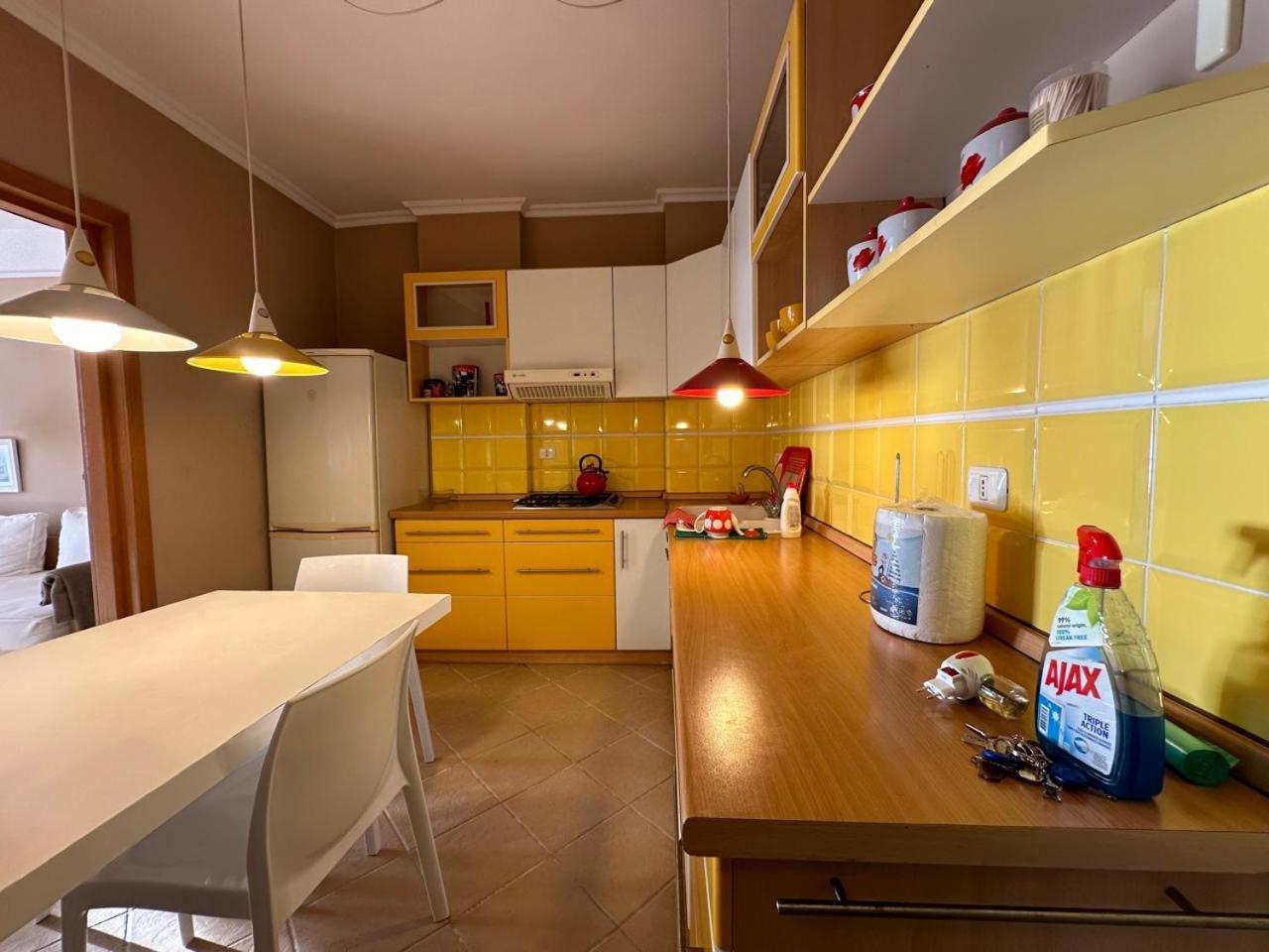 Beach View! Seaside Apartment Durrës Eksteriør billede